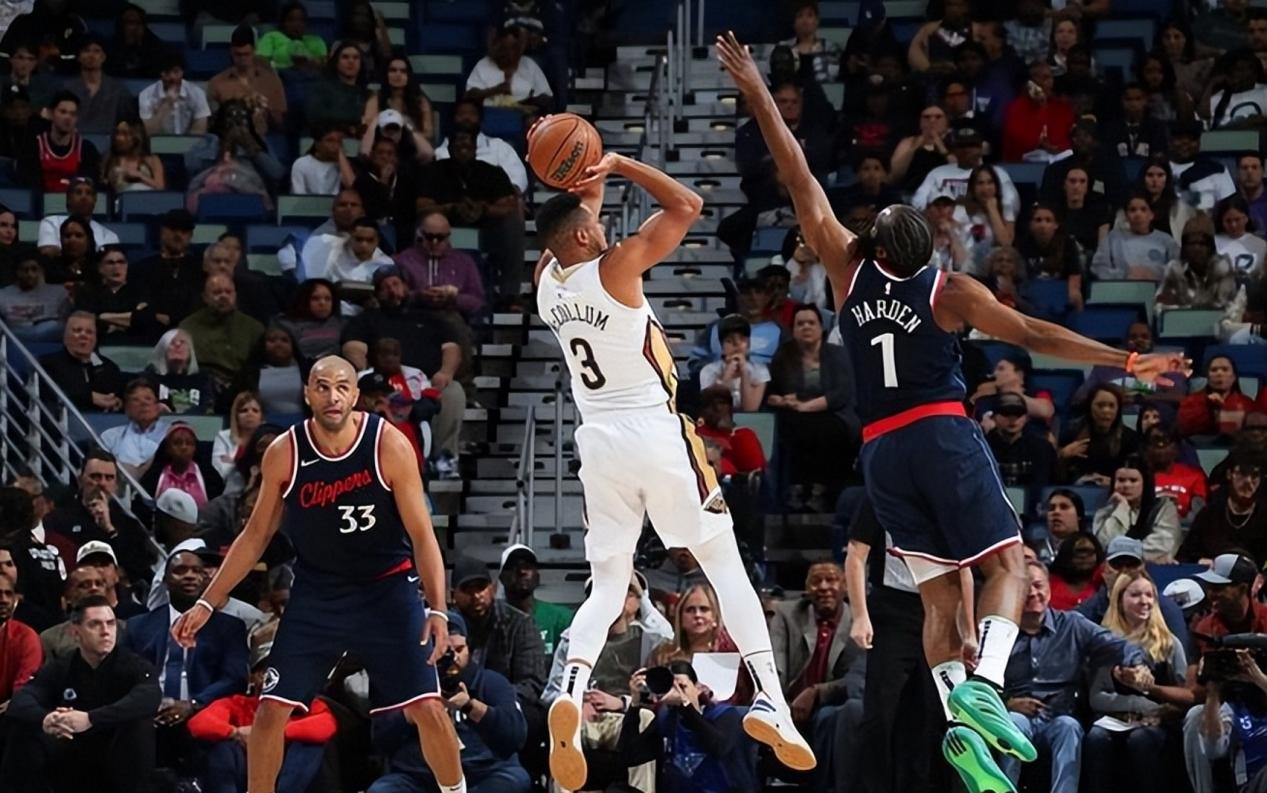 Doinb迎来五赛季出色发挥，FPX观众热烈欢呼！