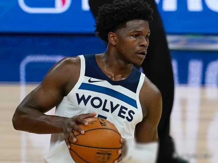 九游账号登录利物浦不断突破！，詹姆斯连续十场比赛得分超过比赛规则变更引发球迷热议的简单介绍