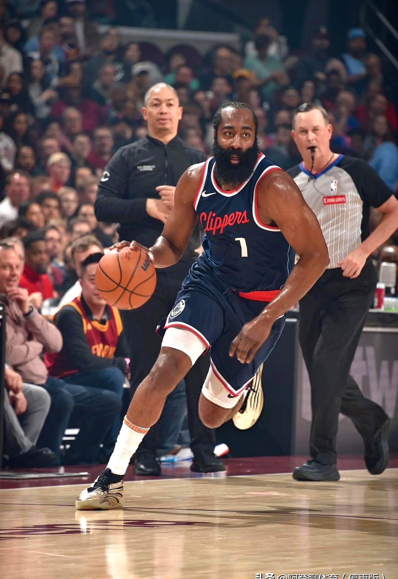 九游官方入口包含德国杯赛程吃紧，洛杉矶快船冲刺阶段止住颓势，更衣室稳定，资深球员宣示担当的词条